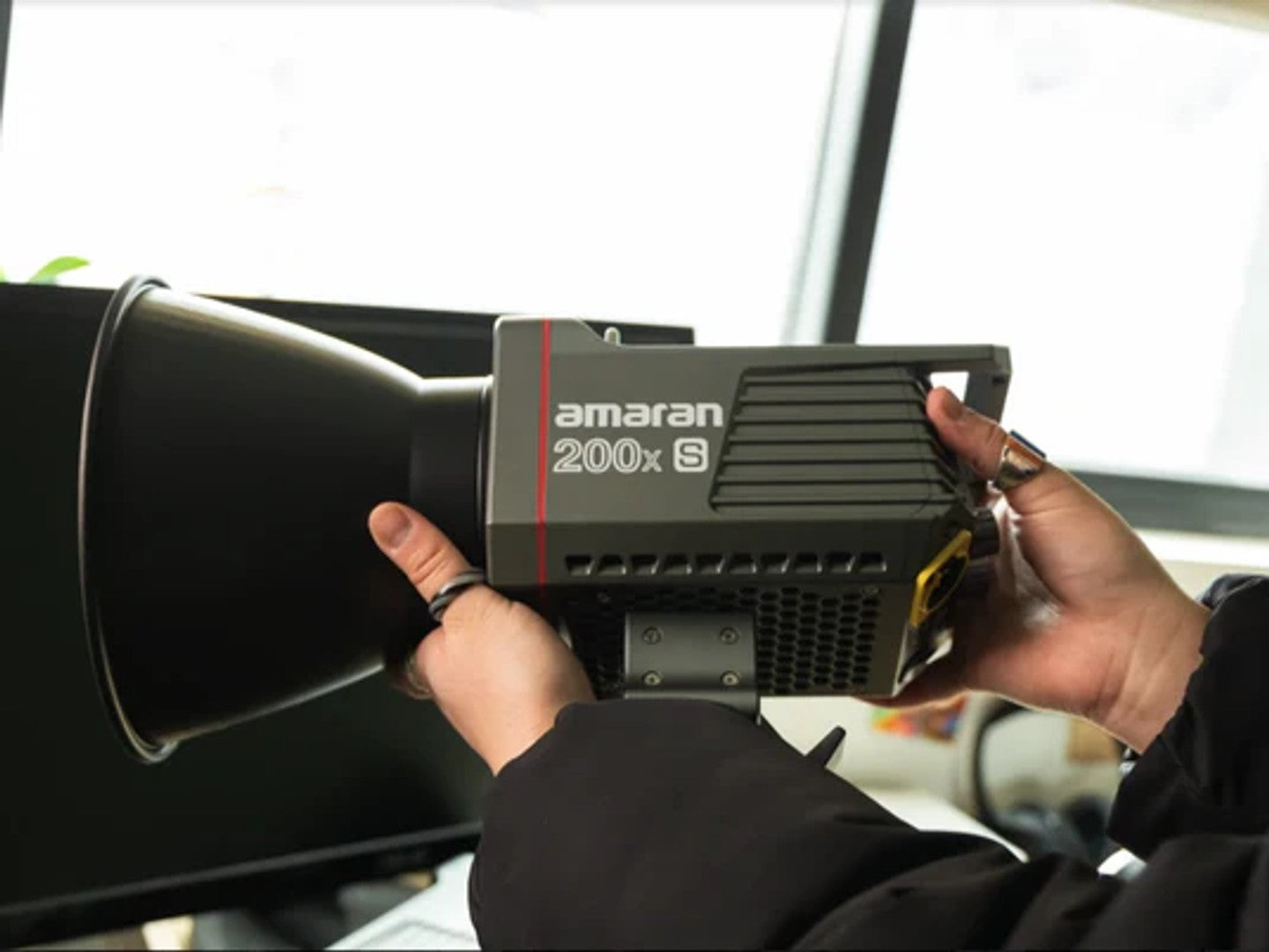 APUTURE  AMARAN 200XS